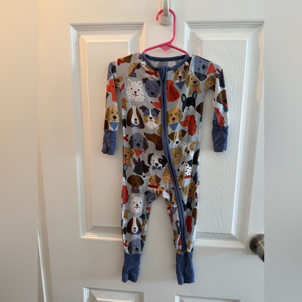 Little Sleepies dog print zippy